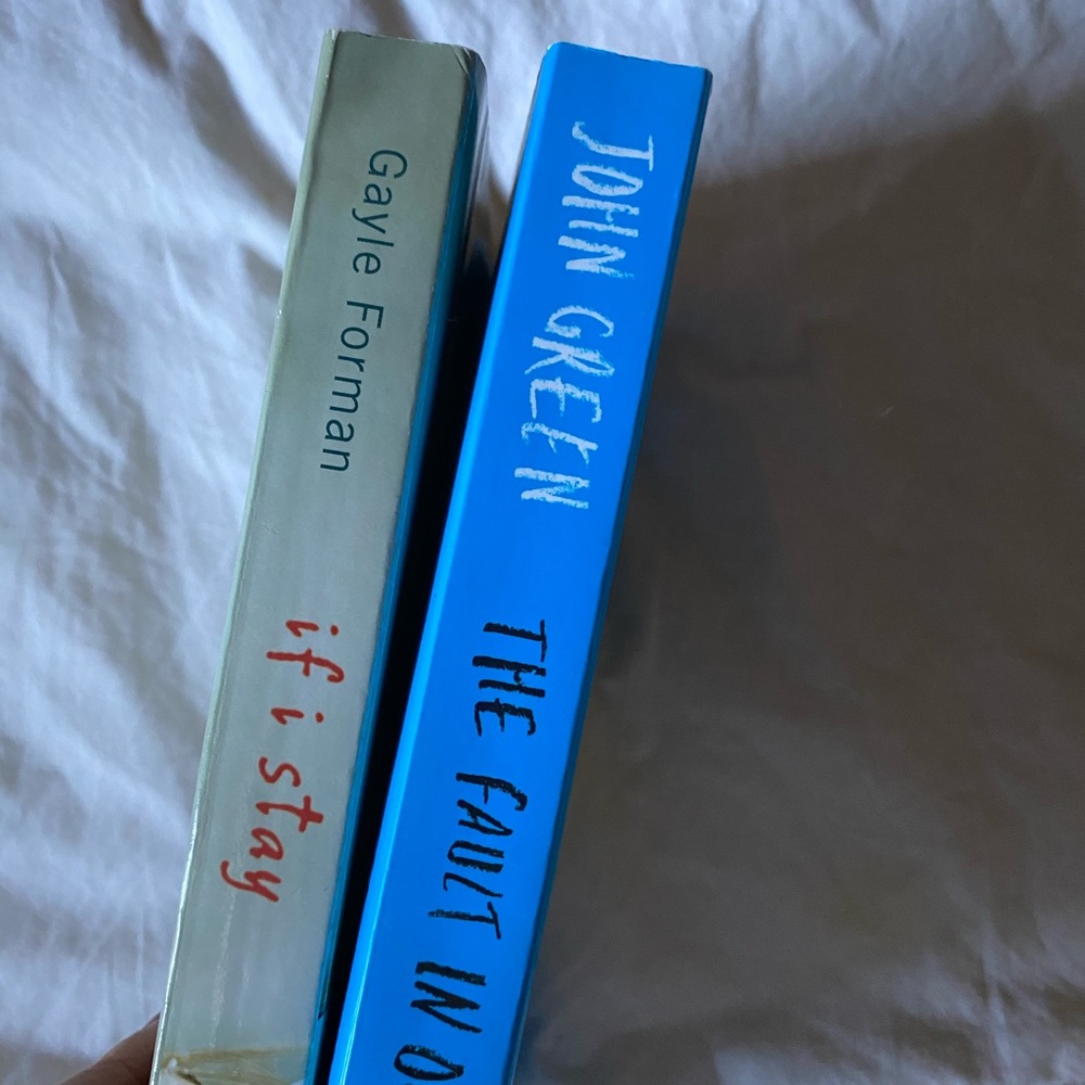 Book bundle - Picture 3 of 3